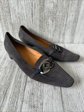 Tod’s Grey Suede Loafer Block heels.